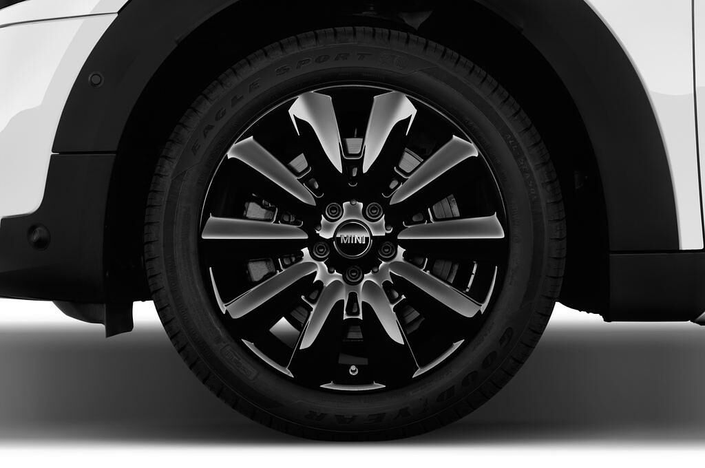 MINI Countryman (Baujahr 2018) Cooper S E 5 Türen Reifen und Felge