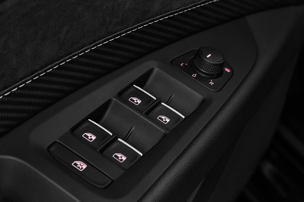 SEAT Leon ST Cupra (Baujahr 2017) - 5 Türen Bedienungselemente Tür