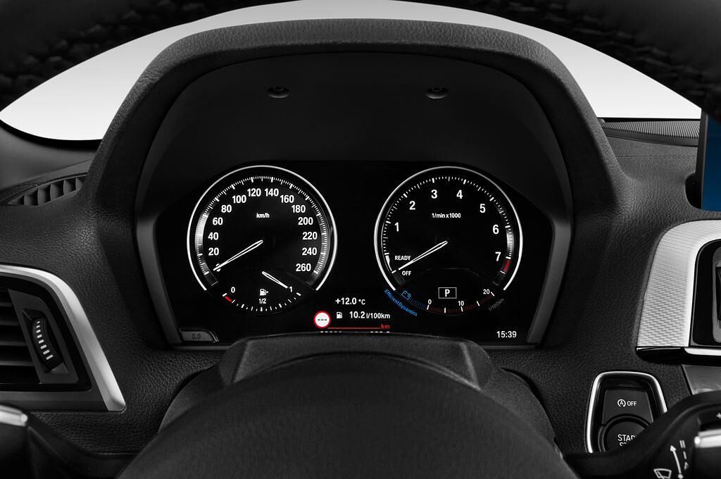 BMW 2 Series (Baujahr 2018) M Sport 2 Türen Tacho und Fahrerinstrumente
