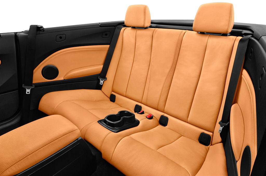 BMW 2 Series (Baujahr 2018) M Sport 2 Türen Rücksitze