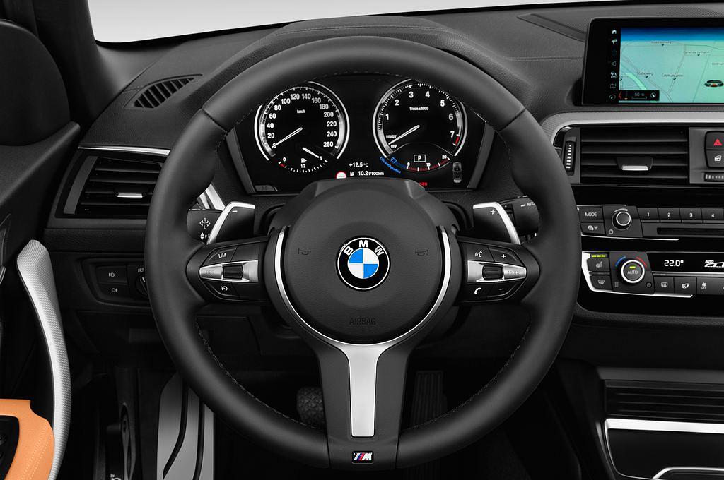 BMW 2 Series (Baujahr 2018) M Sport 2 Türen Lenkrad
