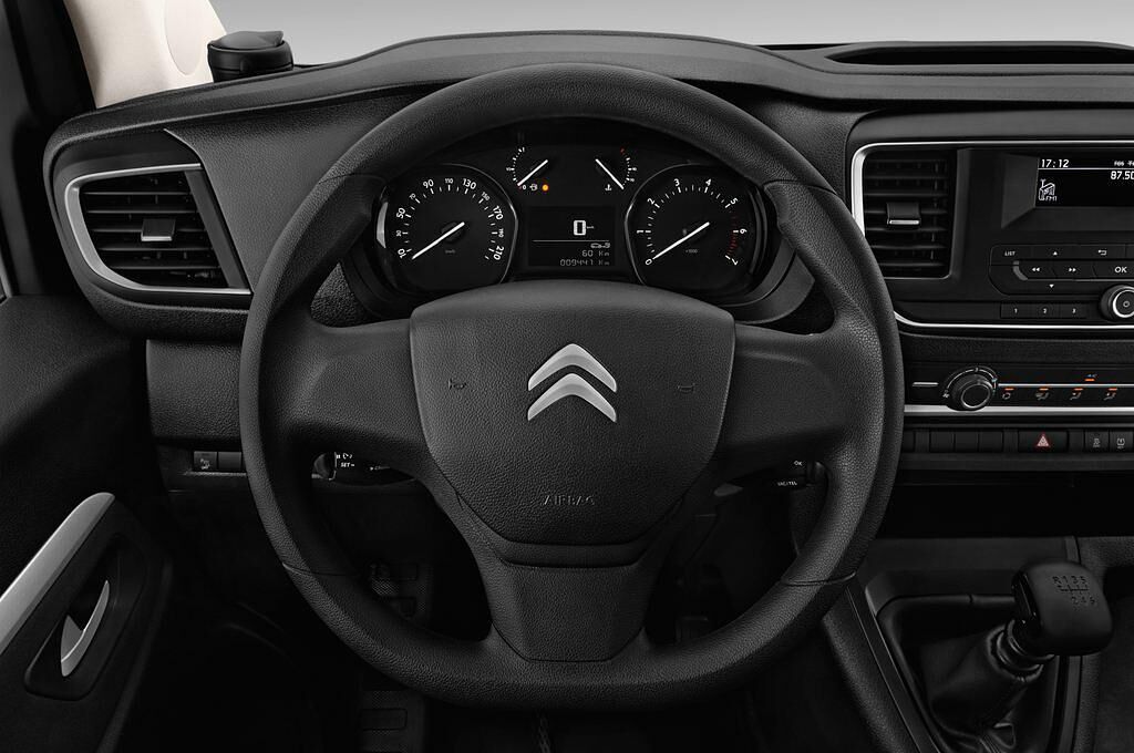 Citroen Space Tourer (Baujahr 2018) Business 4 Türen Lenkrad