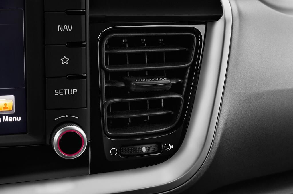 KIA Stonic (Baujahr 2018) Platinum Edition 5 Türen Lüftung