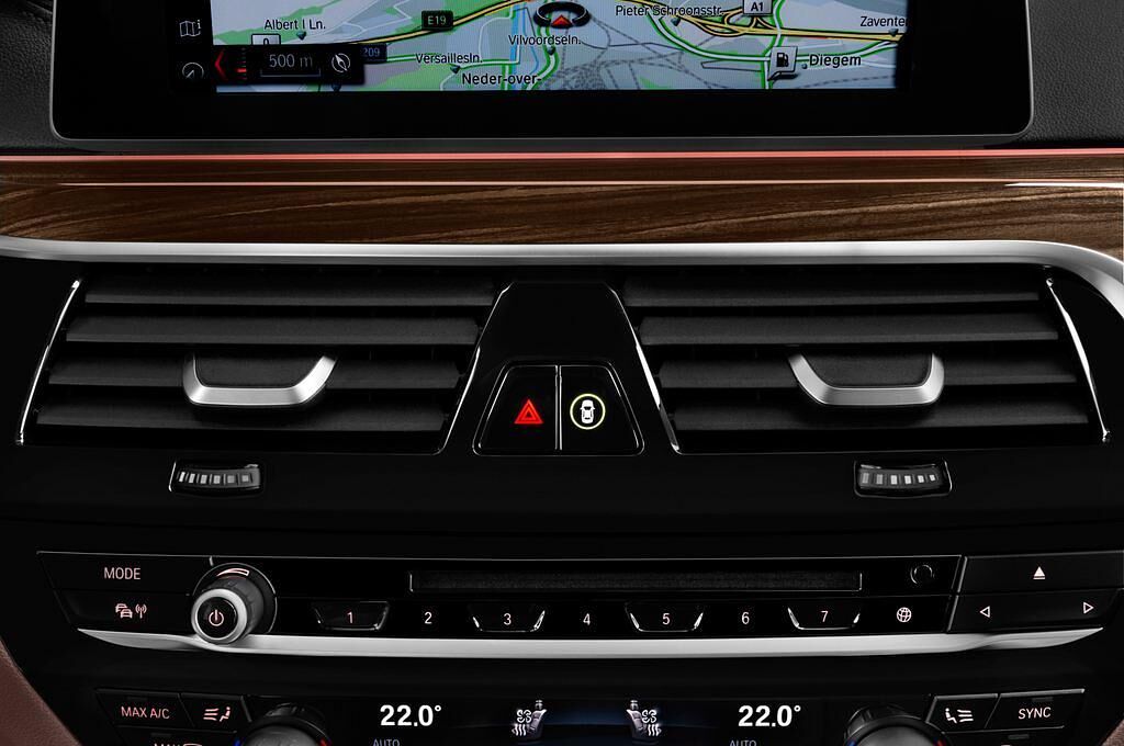 BMW 6 Series Gran Turismo (Baujahr 2018) - 5 Türen Temperatur und Klimaanlage