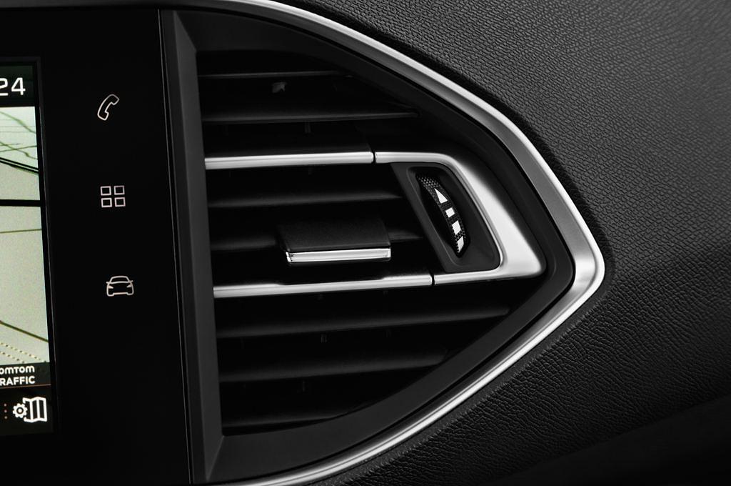 Peugeot 308 SW (Baujahr 2018) Allure 5 Türen Lüftung