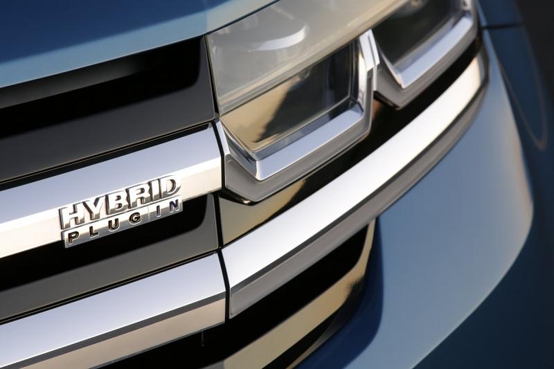 VW CrossBlue Concept 2013