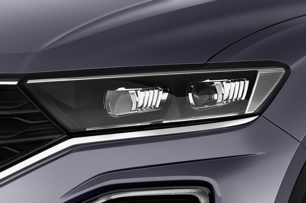 Volkswagen T-Roc (Baujahr 2018) Sport 5 Türen Scheinwerfer