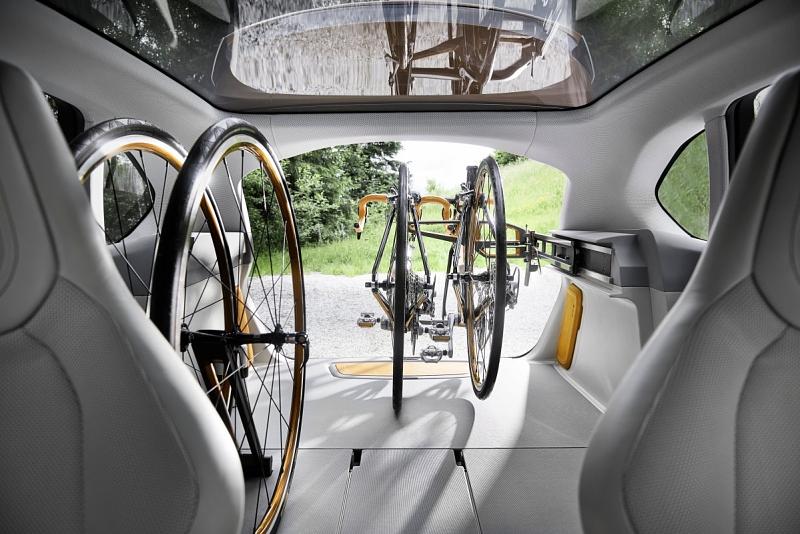 BMW Active Tourer Outdoor Concept