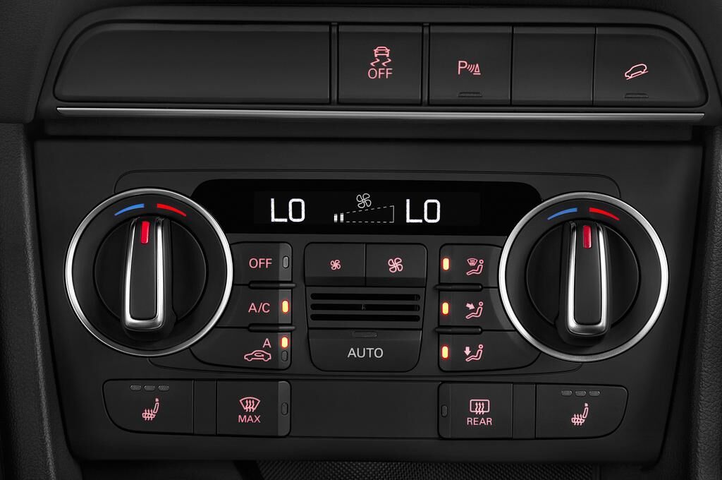 Audi Q3 (Baujahr 2018) - 5 Türen Temperatur und Klimaanlage