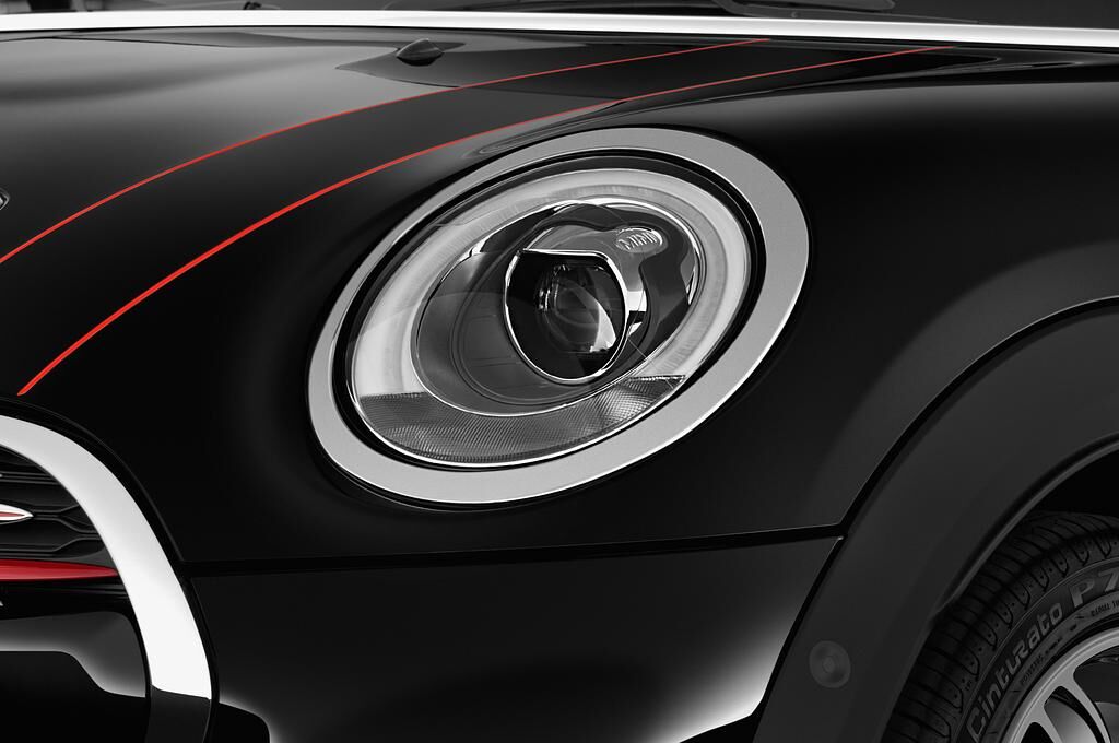 MINI MINI (Baujahr 2018) John Cooper Works 3 Türen Scheinwerfer