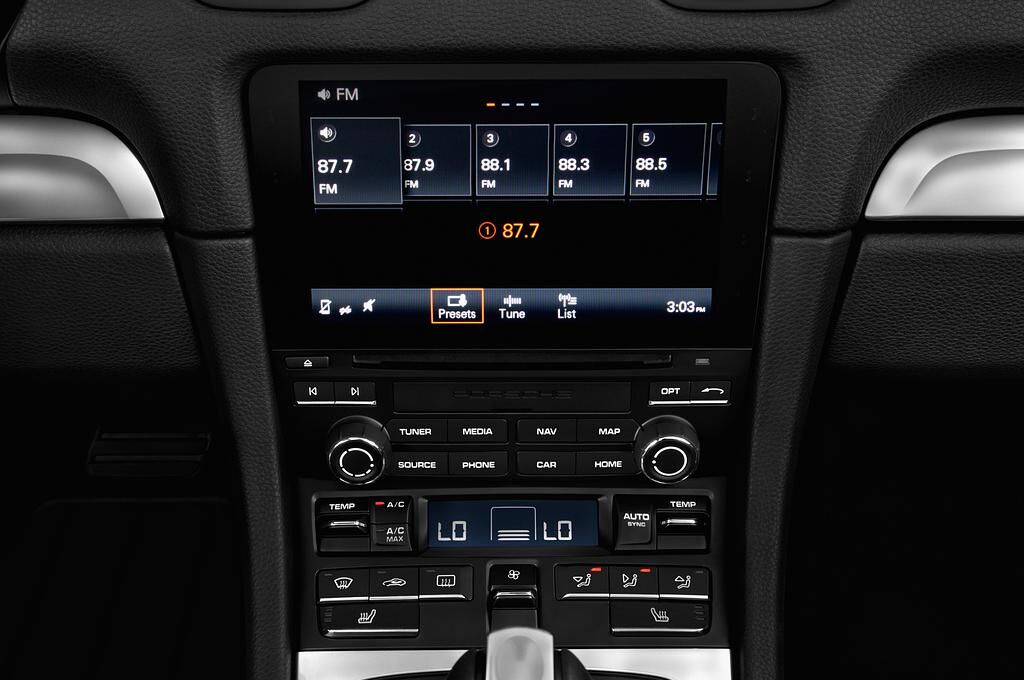 Porsche 718 Boxster (Baujahr 2018) - 2 Türen Radio und Infotainmentsystem