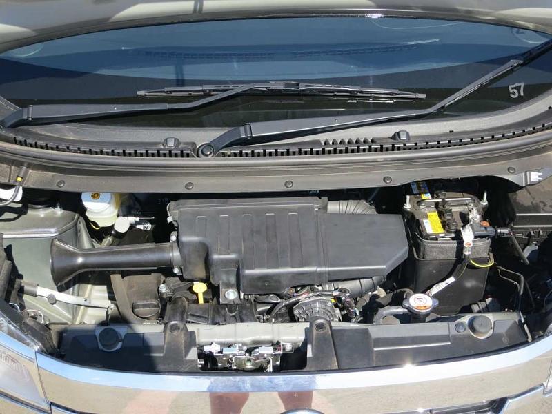 Der 0,66 Liter kleine Dreizylindermotor des Nissan DayZ Highway Star.