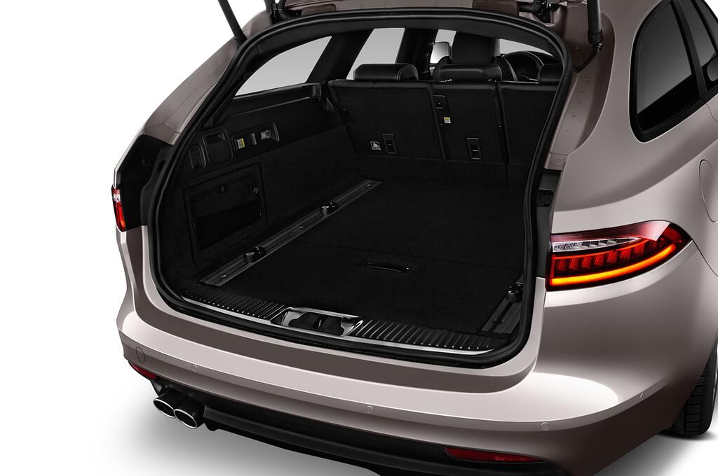 Jaguar XF Sportbrake (Baujahr 2018) R-Sport 5 Türen Kofferraum