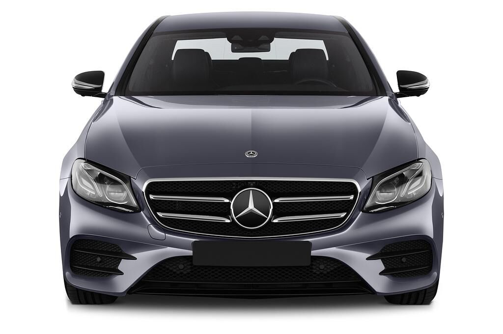 Mercedes E Class (Baujahr 2018) AMG Line 4 Türen Frontansicht
