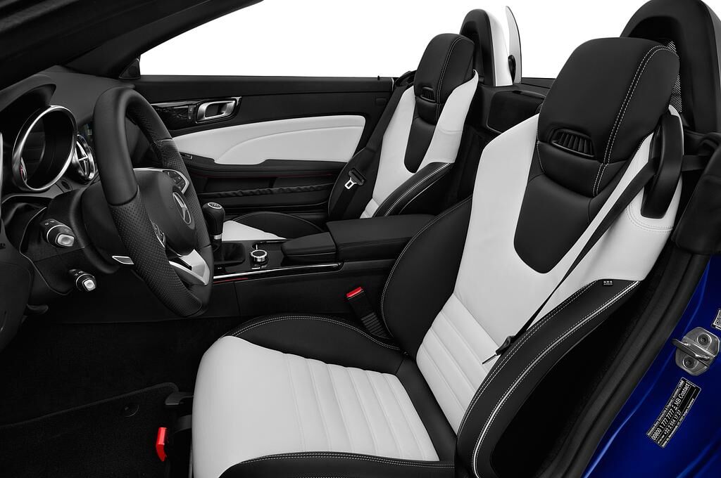 Mercedes SLC (Baujahr 2018) 180 2 Türen Vordersitze