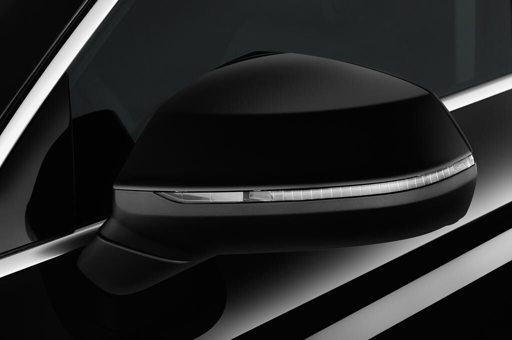Audi Q5 (Baujahr 2018) Design 5 Türen Außenspiegel