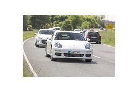 Werbe-Kampagne: Porsche emotionalisiert Elektromobilität