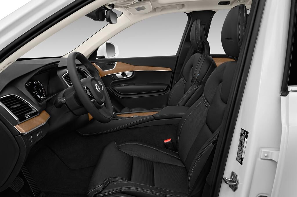Volvo XC90 (Baujahr 2018) Inscription 5 Türen Vordersitze