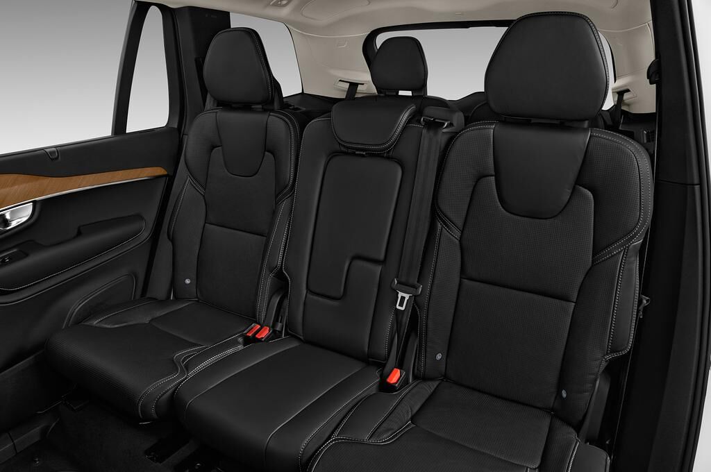 Volvo XC90 (Baujahr 2018) Inscription 5 Türen Rücksitze