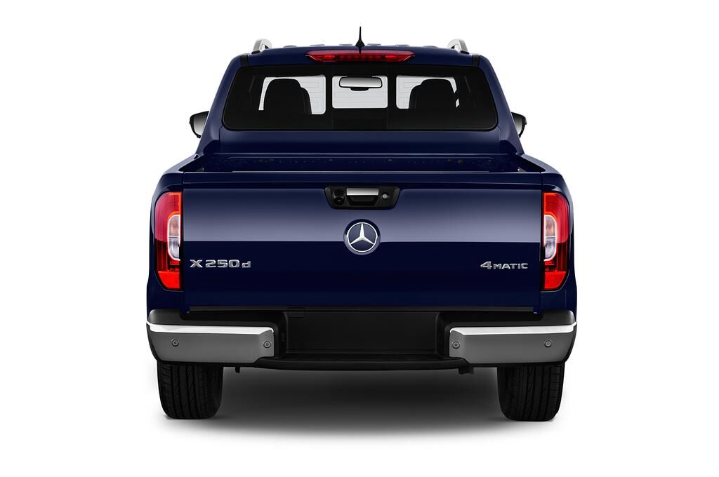 Mercedes X Class (Baujahr 2018) Power Edition 4 Türen Heckansicht