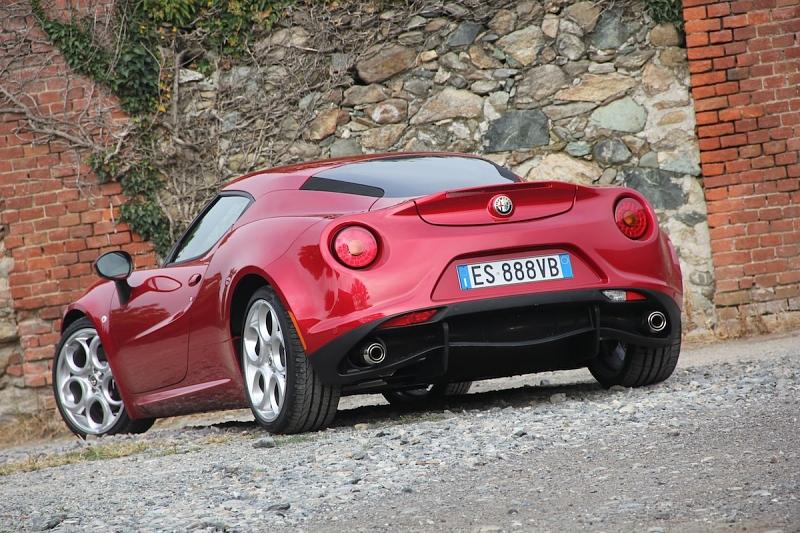 Das Heck des Alfa Romeo 4C betört