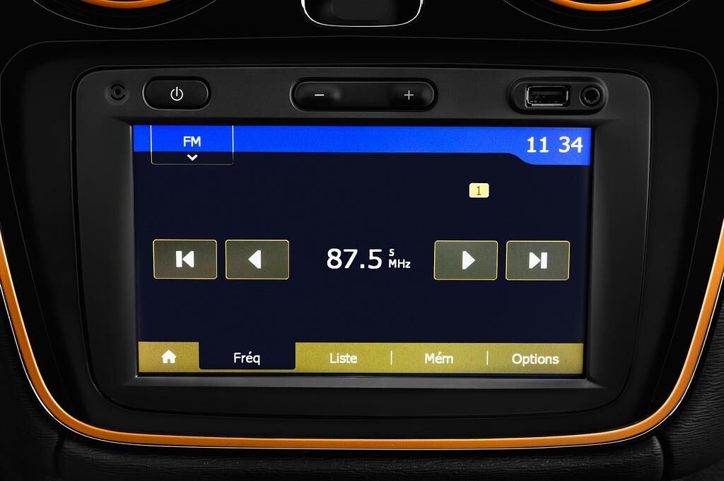 Dacia Lodgy (Baujahr 2018) Stepway 5 Türen Radio und Infotainmentsystem