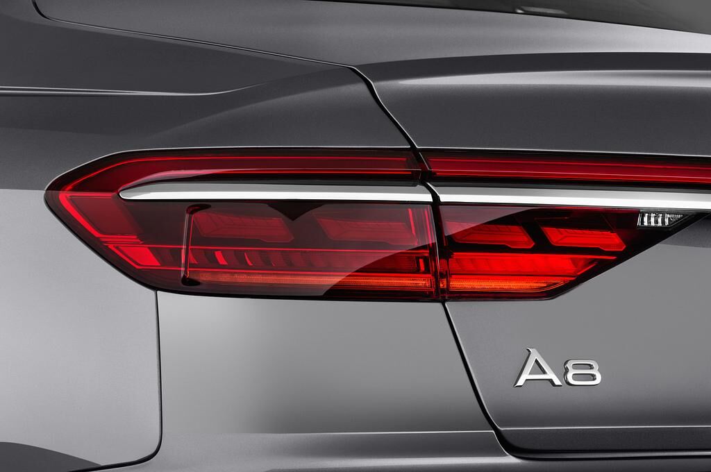 Audi A8 (Baujahr 2018) - 4 Türen Rücklicht