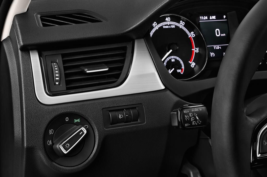 Skoda Rapid Spaceback (Baujahr 2018) Ambition 5 Türen Lüftung