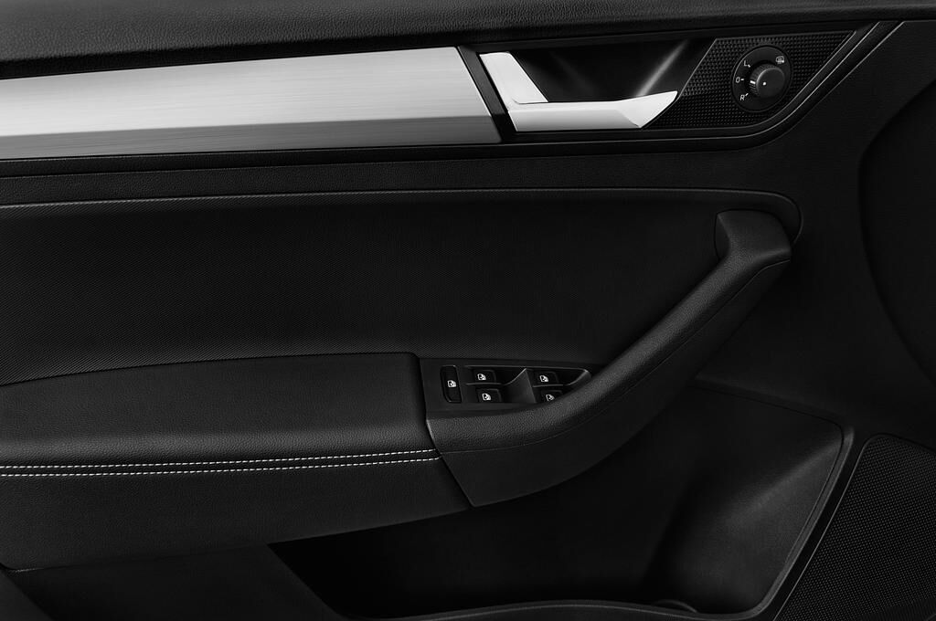 Skoda Rapid Spaceback (Baujahr 2018) Ambition 5 Türen Bedienungselemente Tür
