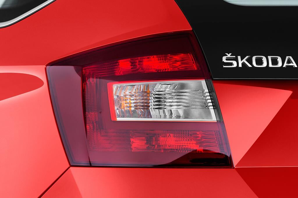 Skoda Rapid Spaceback (Baujahr 2018) Ambition 5 Türen Rücklicht