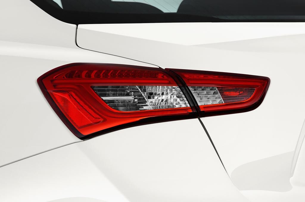 Maserati Ghibli (Baujahr 2018) - 4 Türen Rücklicht