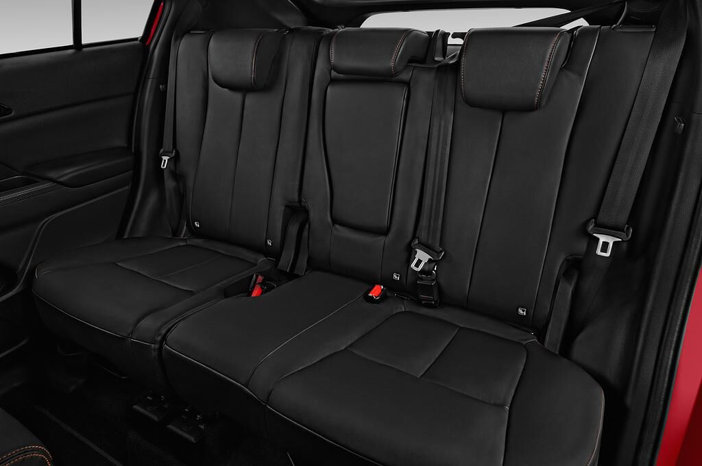 Mitsubishi Eclipse Cross (Baujahr 2018) Plus 5 Türen Rücksitze