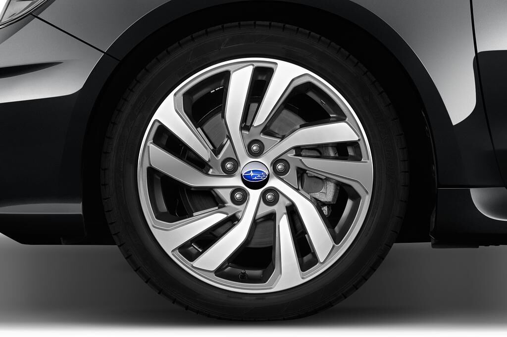 Subaru Levorg (Baujahr 2018) Sport 5 Türen Reifen und Felge
