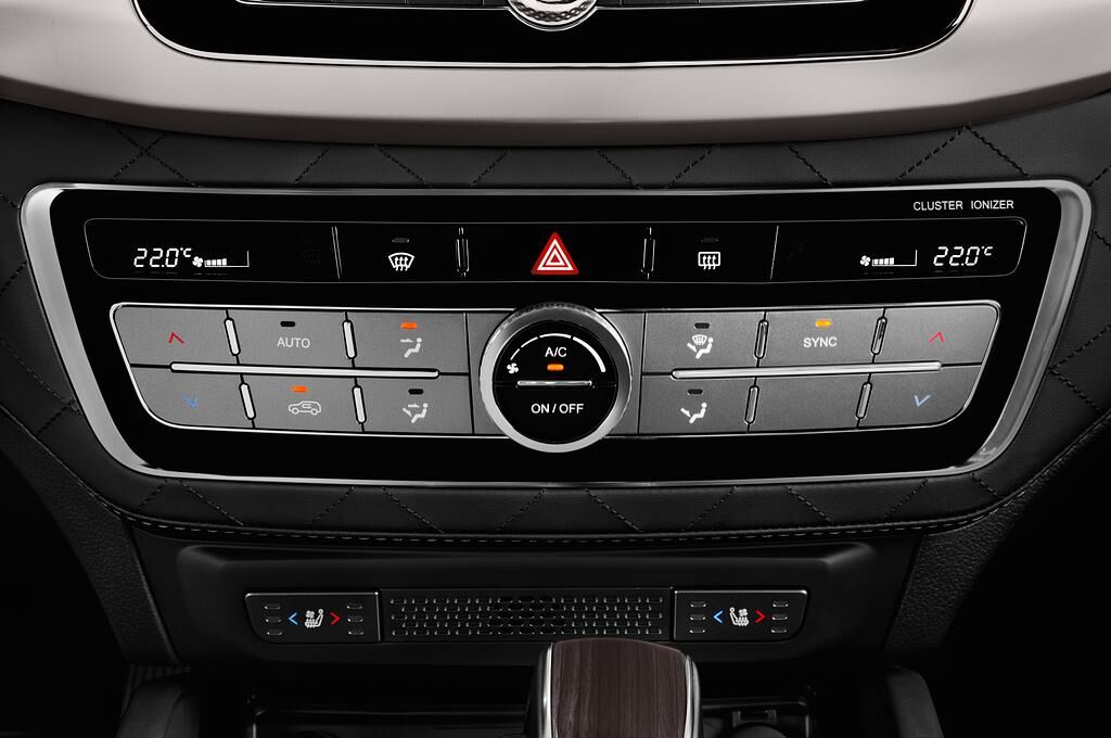 Ssangyong Rexton (Baujahr 2018) Sapphire 5 Türen Temperatur und Klimaanlage