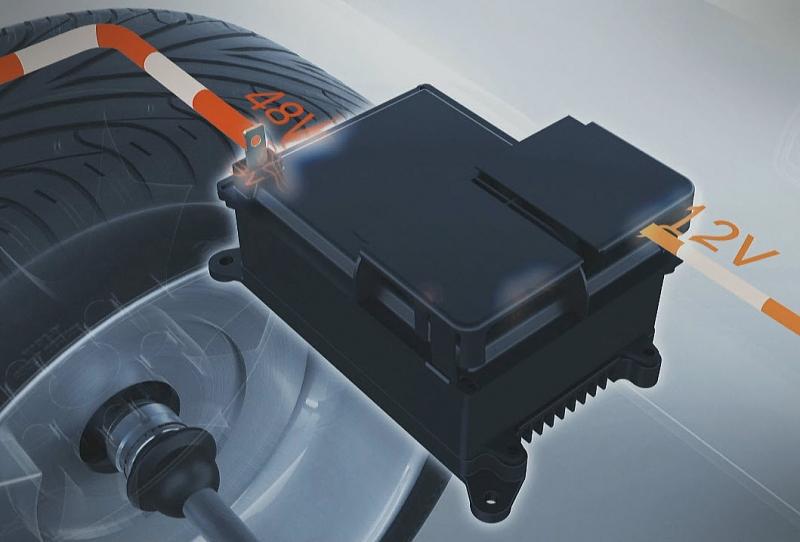 Der DC/DC-Wandler im Bosch Boost Recuperation-System verbindet das 48- mit dem 12-Volt-Bordnetz