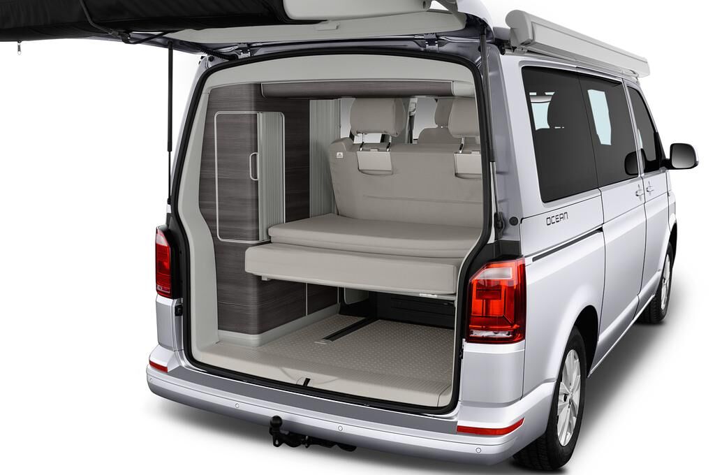 Volkswagen California (Baujahr 2018) Ocean 4 Türen Kofferraum