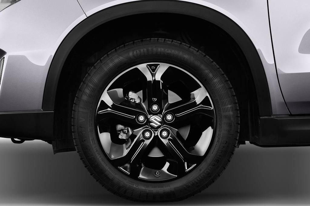Suzuki Vitara S (Baujahr 2018) - 5 Türen Reifen und Felge