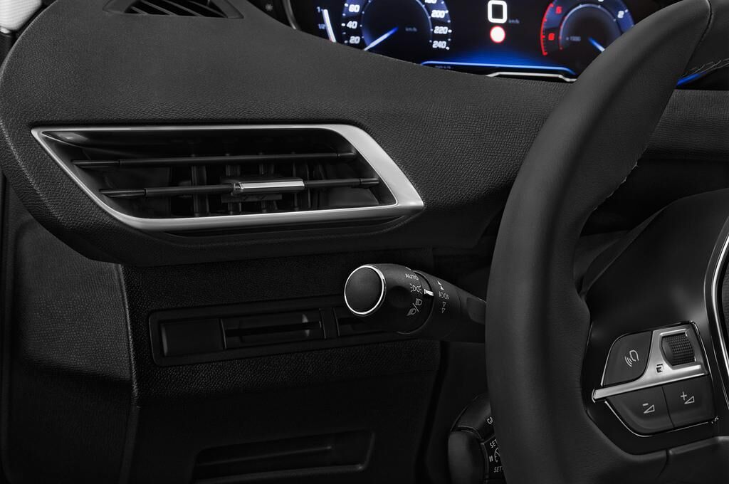 Peugeot 3008 (Baujahr 2018) Allure 5 Türen Lüftung