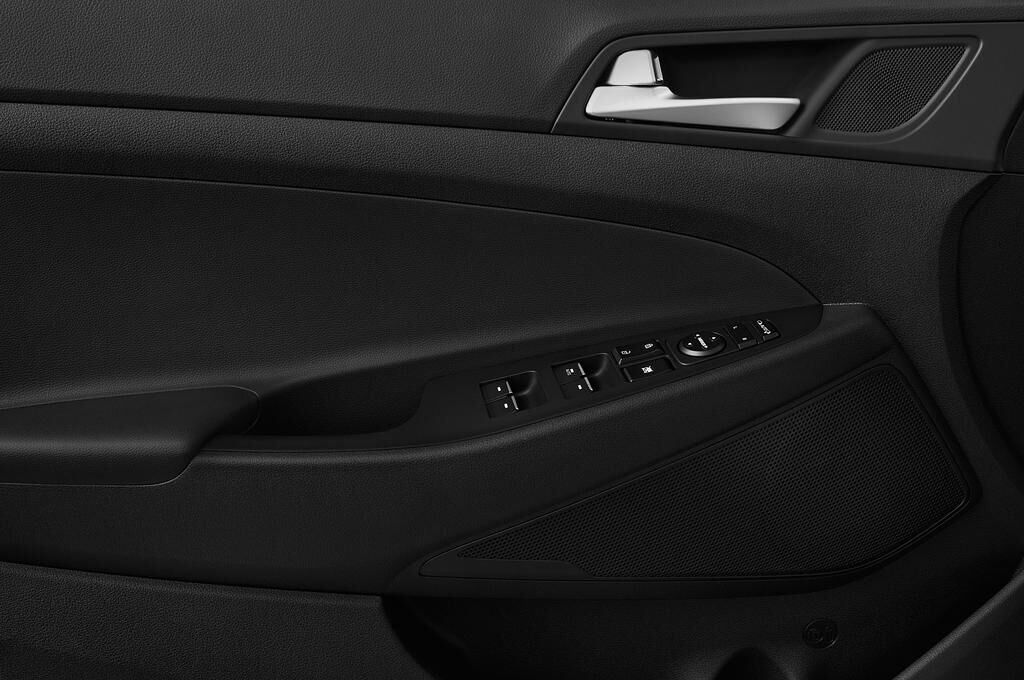 Hyundai Tucson (Baujahr 2018) Passion Plus 5 Türen Bedienungselemente Tür