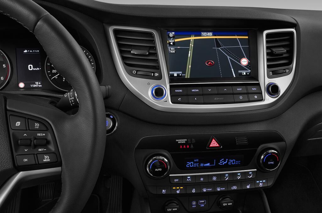 Hyundai Tucson (Baujahr 2018) Passion Plus 5 Türen Temperatur und Klimaanlage