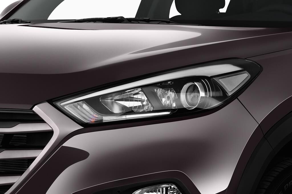 Hyundai Tucson (Baujahr 2018) Passion 5 Türen Scheinwerfer