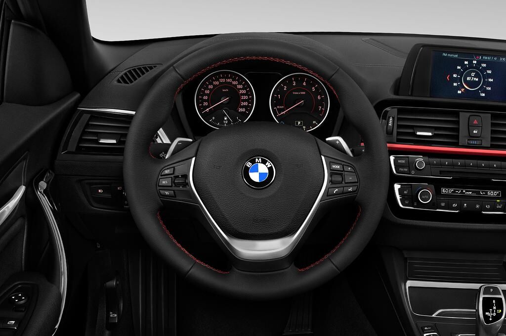 BMW 2 Series (Baujahr 2018) Sport 2 Türen Lenkrad