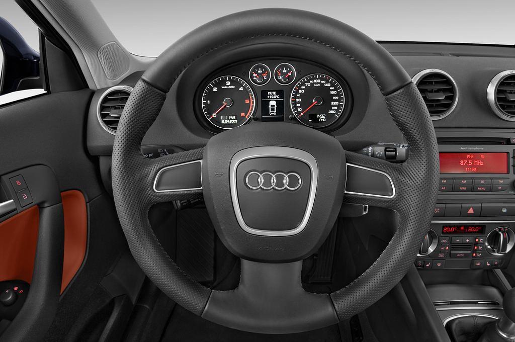 Audi A3 (Baujahr 2011) Ambition 5 Türen Lenkrad