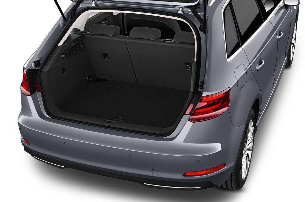 Audi A3 (Baujahr 2015) Ambiente 5 Türen Kofferraum