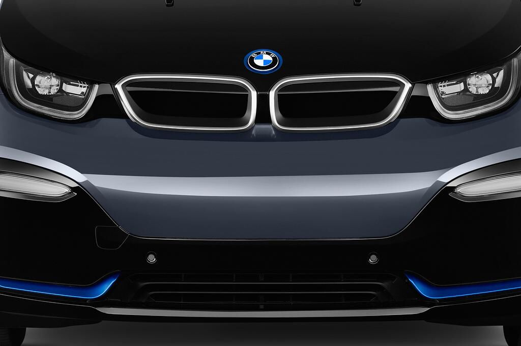 BMW i3 (Baujahr 2018) S 5 Türen Kühlergrill und Scheinwerfer