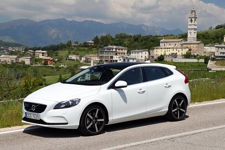 Volvo V40 D2