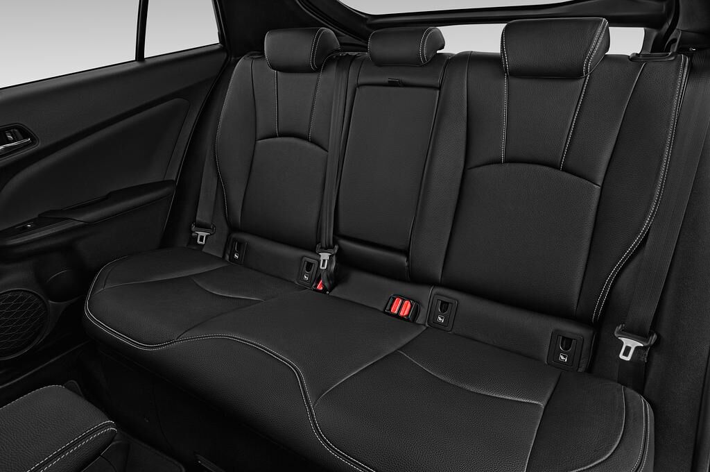 Toyota Prius (Baujahr 2018) Comfort 5 Türen Rücksitze