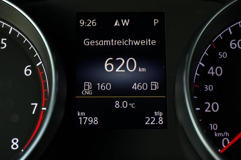 VW Golf TGI Bluemotion