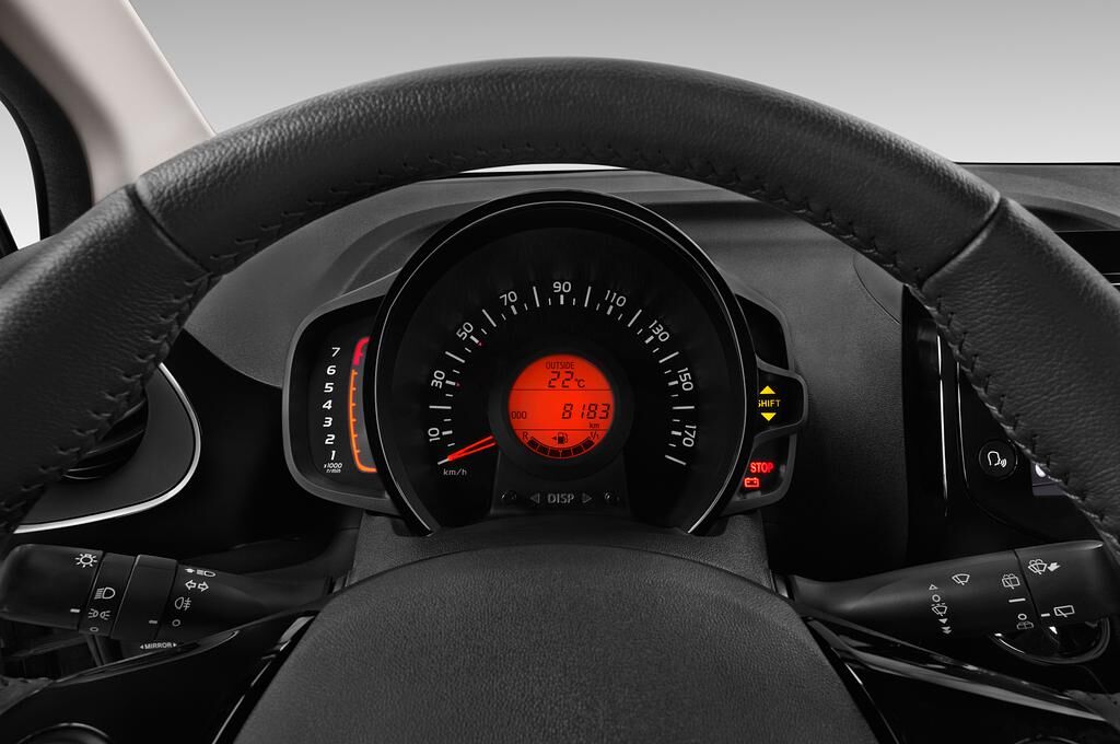 Citroen C1 (Baujahr 2018) Airscape Shine 5 Türen Tacho und Fahrerinstrumente
