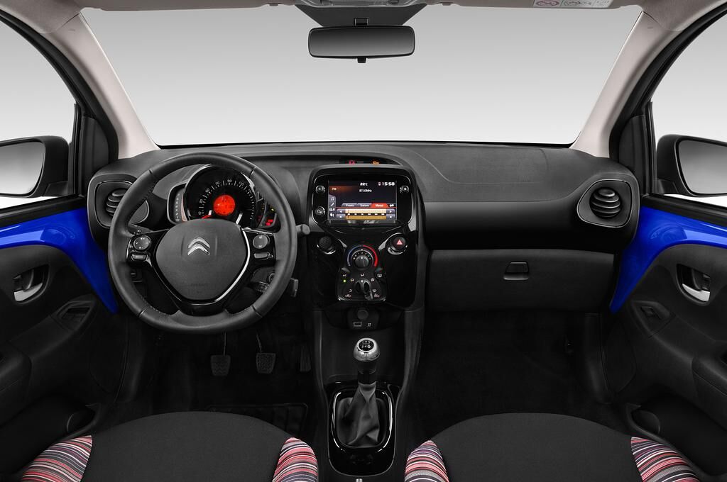 Citroen C1 (Baujahr 2018) Airscape Shine 5 Türen Cockpit und Innenraum